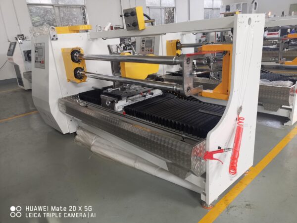 Máy cắt dao đơn hai trục lớn HT-F160